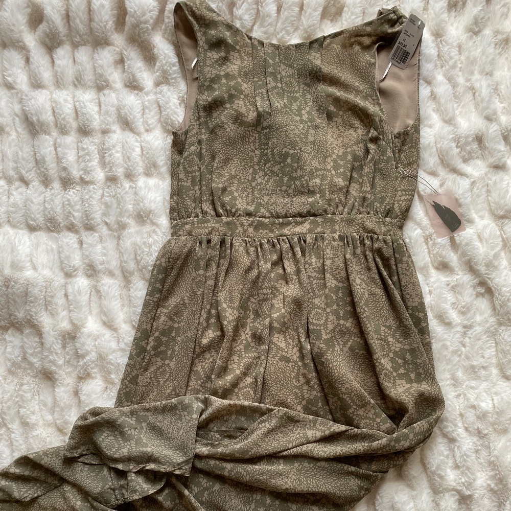 NWT High-Low Dress Flowy Size XS
